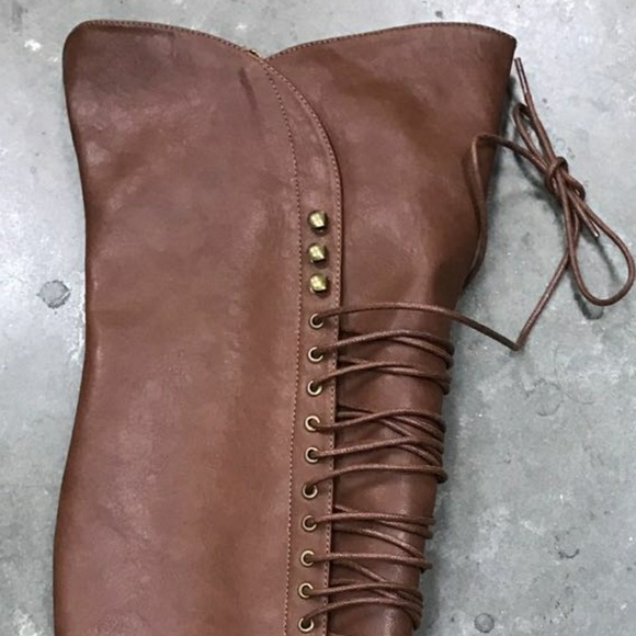 𝙇𝙖𝙨𝙩 𝙎𝙞𝙯 6.5 🖤Brown Corset Over Knee Boot - Picture 3 of 8